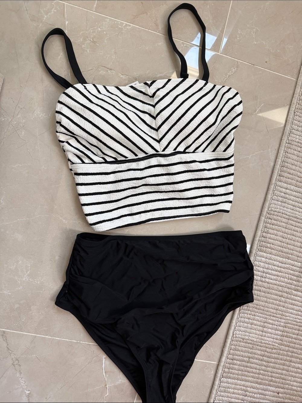Cupshe Black and White Striped Tankini Set